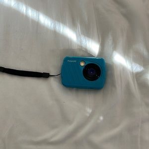 Polaroid water proof camera